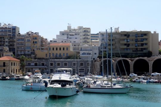 Ωκεανογραφικοί αισθητήρες στο λιμάνι του Ηρακλείου