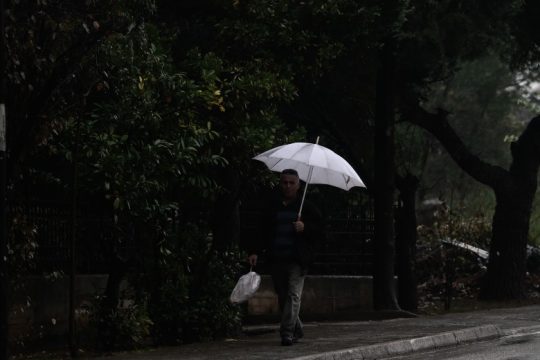 Καταιγίδες, άνεμοι, κεραυνοί και χαλαζοπτώσεις τις επόμενες ώρες