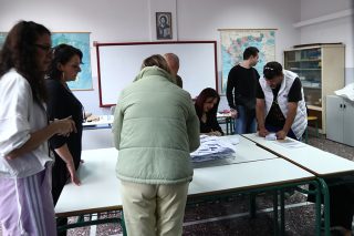 Εκλογές, προβλήματα και λύσεις