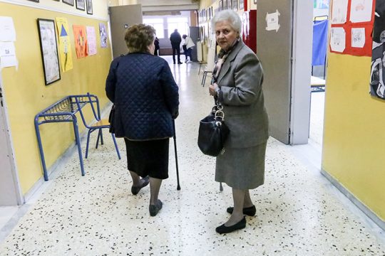 Εγινε η κοινωνία πιο συντηρητική;