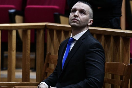 Ο Κασιδιάρης κρύβεται τώρα πίσω από τον… Αλιβιζάτο