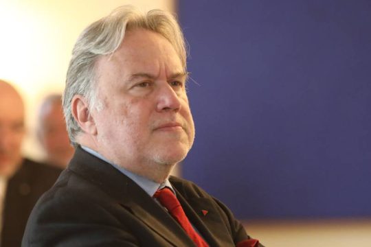 Ποντάροντας στο λάθος του αντιπάλου