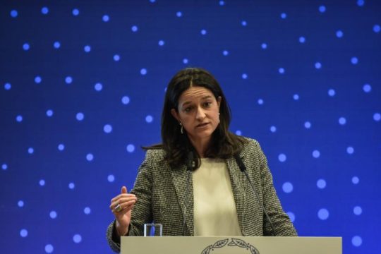 Ακόμα μία αγωγή Κεραμέως κατά εκπαιδευτικών για την απεργία εναντίον της «ελληνικής PISA»