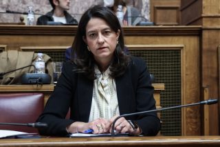 Προεκλογικά παιχνίδια με μόνιμους διορισμούς στην εκπαίδευση
