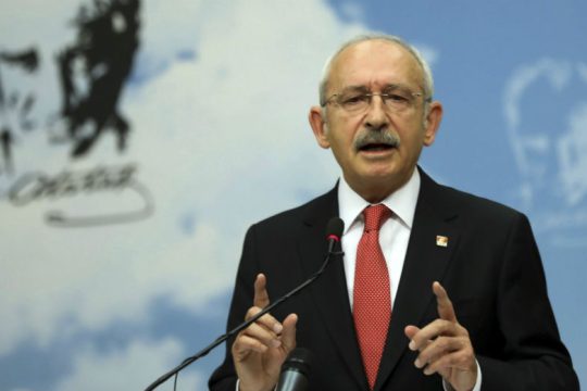 «Κεφάλι» Κιλιτσντάρογλου πάνω από 5 μονάδες σε νέα δημοσκόπηση