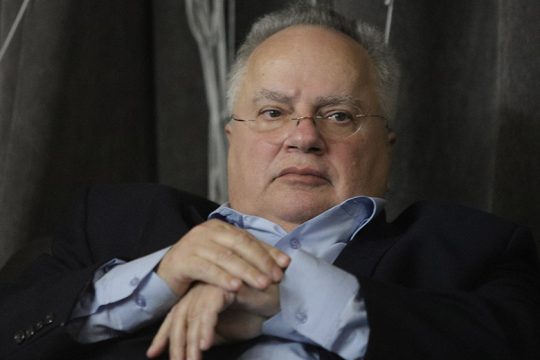 Κι όμως, ο Κοτζιάς δίνει πολιτικές διαστάσεις στο τεσσάρι στην Κύπρο