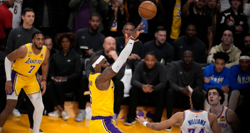 «Sports Illustrated: ΛεΜπρόν Τζέιμς, ο αθλητής με τη μεγαλύτερη επιρροή