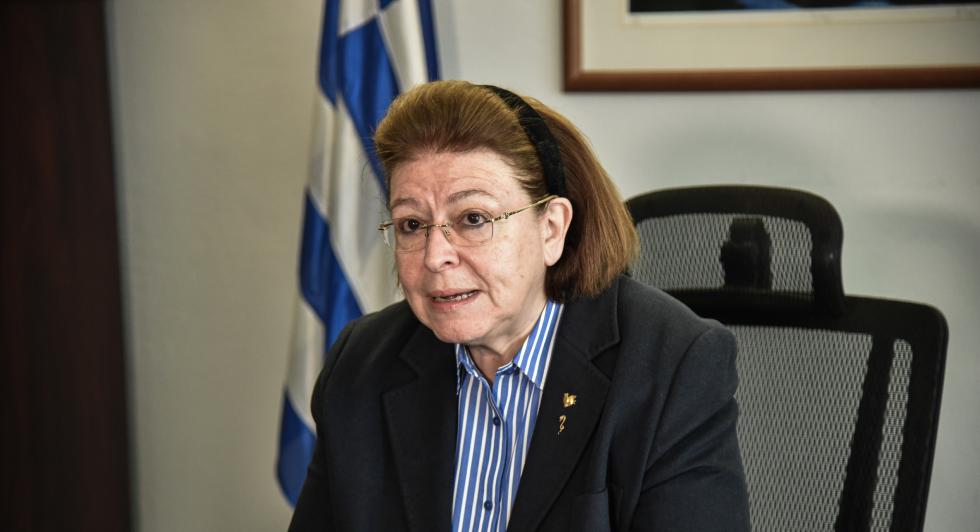 Σωπαίνει το κανόνι…