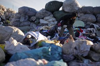 Μεταχειρισμένα ρούχα από την Ε.Ε. σε Αφρική και Ασία