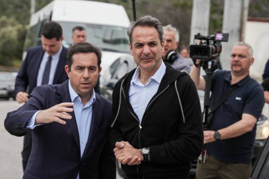 Αντιμεταναστευτική τρομολαγνεία από τη Λέσβο και βεβαιότητα ότι ο πληθωρισμός θα πέσει