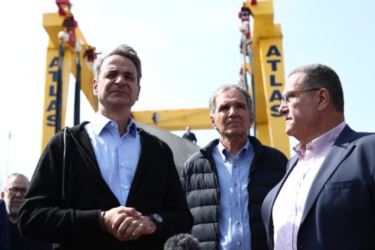 «Tι γυρεύει η Αλεπού στο παζάρι;»