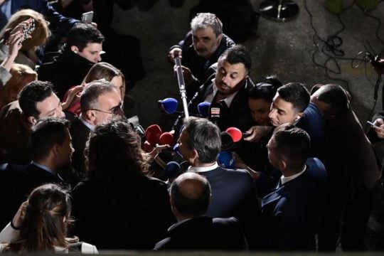 Θύελλα μετά την παραδοχή Μητσοτάκη για το σκάνδαλο των υποκλοπών