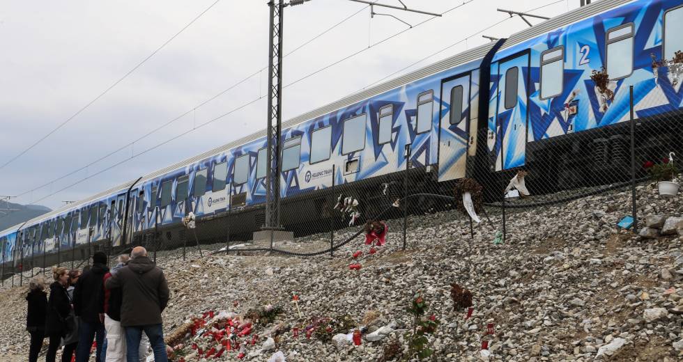 Eργαλειοποιούν την τραγωδία των Τεμπών λέει ο Μητσοτάκης