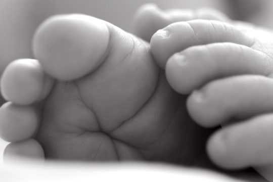 Νεκρό βρέφος που έμενε σε προσφυγική δομή στην Κω