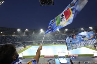Σαν ηφαίστειο που ξυπνά…