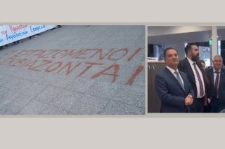 Ο «όχι τόσο δημοκρατικός» γαλάζιος ασφαλιστής και οι απευθείας αναθέσεις