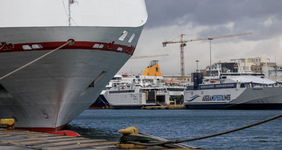 Κλειστά τα λιμάνια, δεμένα τα πλοία στις 28 Φεβρουαρίου