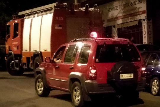Δύο φωτιές τη νύχτα σε Ασπρόπυργο και Μεταξουργείο