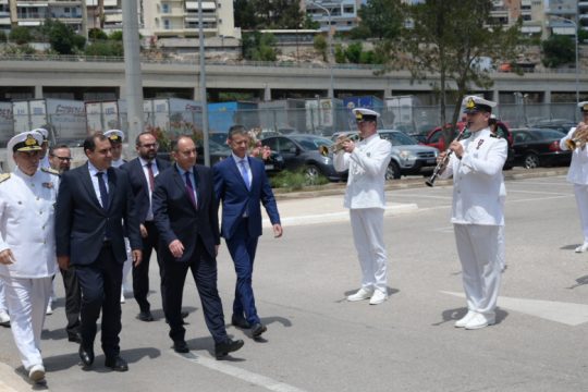 Ο Πλακιωτάκης παρέδωσε τα ηνία του υπουργείου Ναυτιλίας