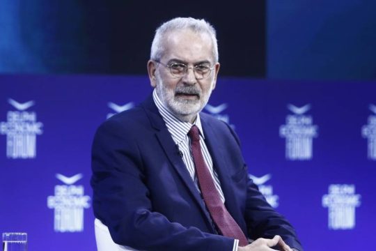 Ποιος είναι ο Ιωάννης Σαρμάς