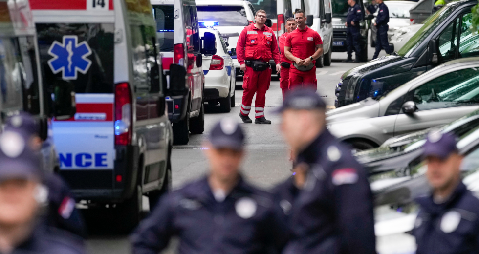 Μακελειό στο Βελιγράδι: 8 παιδιά και ενήλικας νεκροί από την επίθεση του 14χρονου