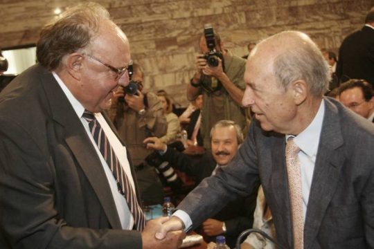 Το λιτό αντίο του Σημίτη στον Πάγκαλο