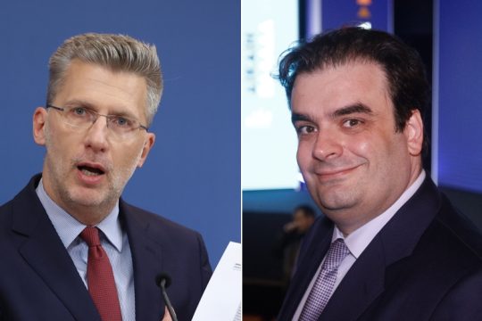Η Τράπεζα Θεμάτων έπεσε, η «χώρα δέχεται επίθεση»