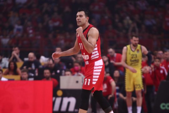 Πανηγυρικά στο φάιναλ φορ ο Ολυμπιακός με Σλούκα οδηγό