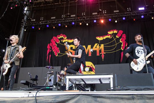 Τίτλοι τέλους για τους Sum 41 μετά από 27 χρόνια