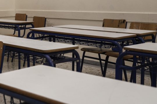 Οι άστεγοι εκπαιδευτικοί δεν χωράνε στις «επαναστατικές» αλλαγές της Κεραμέως
