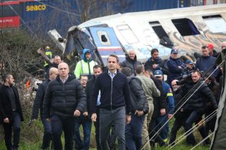 Οι συγγενείς των θυμάτων κατέθεσαν μηνύσεις κατά παντός υπευθύνου με πρώτο στη λίστα τον Κυρ. Μητσοτάκη