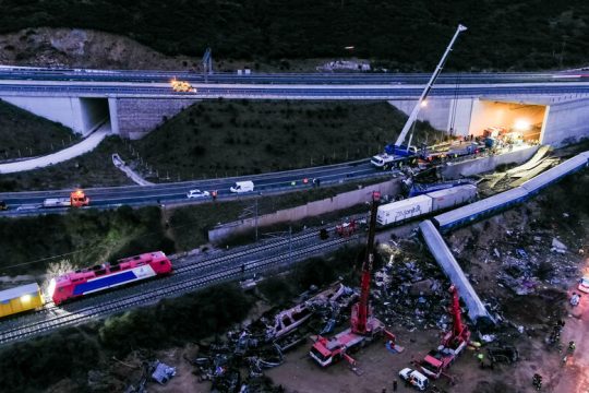 Στον εφέτη ανακριτή για τον σταθμάρχη στην τραγωδία των Τεμπών