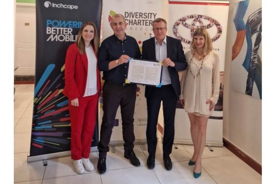 Η Toyota Ελλάς υπέγραψε τη «Χάρτα Διαφορετικότητας»