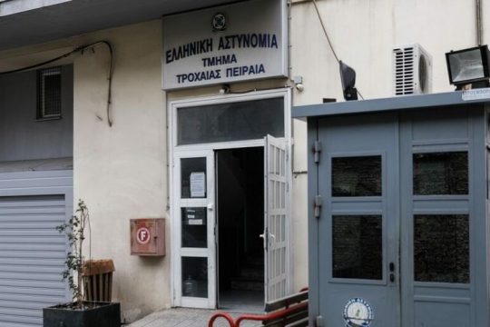 Συνέχεια της παρωδίας στη δίκη των τεσσάρων