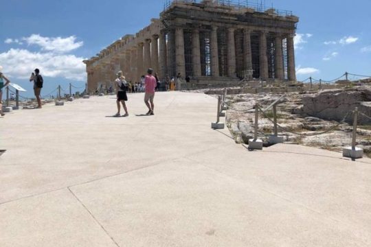 Στον… ΣΥΡΙΖΑ κι όχι στο World Heritage Watch απαντά το ΥΠΠΟΑ για την Ακρόπολη