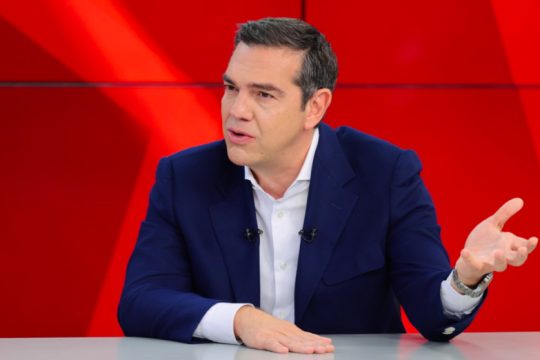 «Με κάθε τρόπο, θεμιτό ή αθέμιτο, ο Μητσοτάκης επιχειρεί να επηρεάσει τις εκλογές»