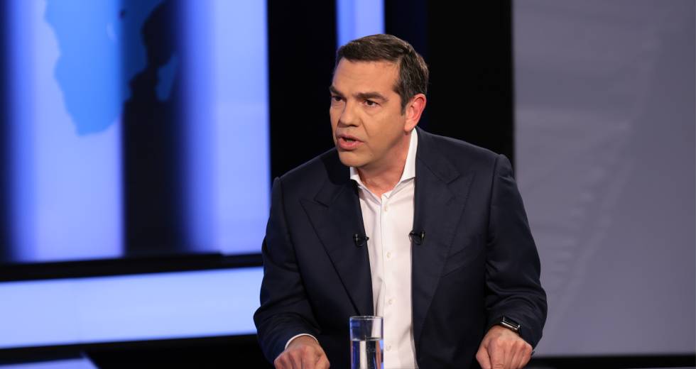 Ξεκαθαρίζει ο Τσίπρας: Καμία αύξηση εισφορών σε ελεύθερους επαγγελματίες