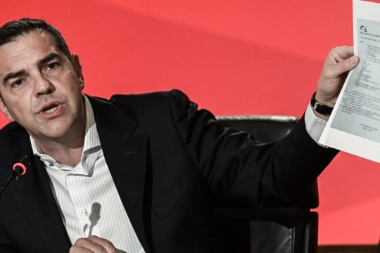Με έγγραφο απάντησε ο Τσίπρας στα ψέματα για την τηλεδιοίκηση