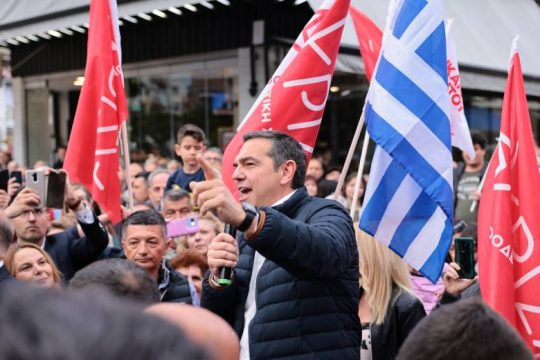Τσίπρας: Άδικο για τον Σερραϊκό λαό να τον καταστήσει συνένοχο ο Καραμανλής των Τεμπών