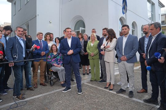 Ομως κατέβηκε…