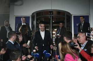 Αλλεργικός με την αλήθεια για τις υποκλοπές