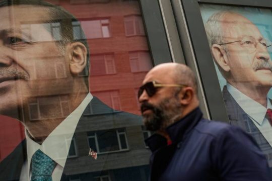 Βίαια επεισόδια και επιθέσεις λίγες ημέρες πριν από τις εκλογές στην Τουρκία