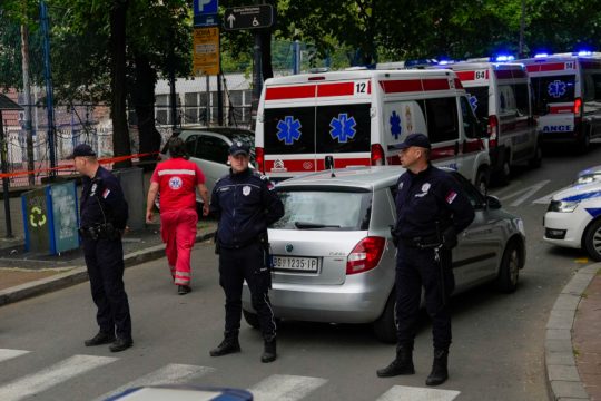 Επίθεση ενόπλου μαθητή σε δημοτικό σχολείο του Βελιγραδίου