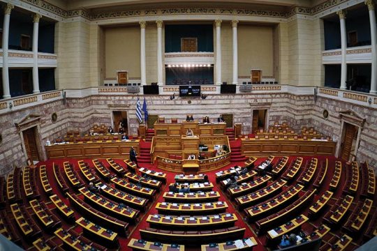 Ποια ηχηρά ονόματα έμειναν εκτός Κοινοβουλίου