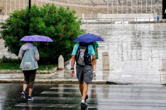 Λασποβροχές με ζέστη