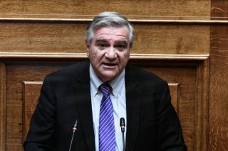 Με την «εκπαραθύρωση» Καστανίδη αρχίζει την κοινοβουλευτική θητεία του ο Ν. Ανδρουλάκης