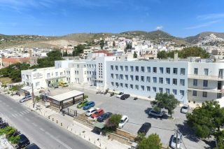 Βάζουν όποιον γιατρό βρουν να κάνει Γενική Χειρουργική…