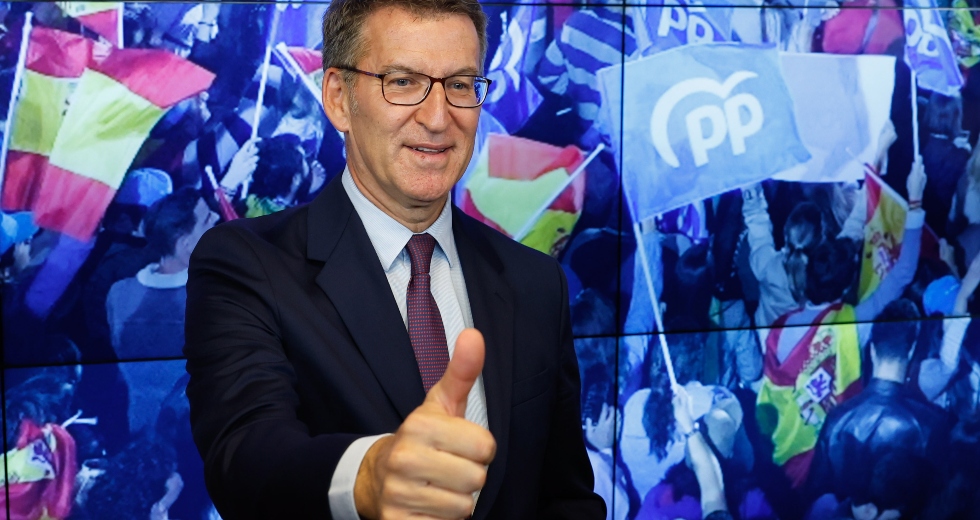 Προς τη… Δεξιά γέρνει η δημοσκοπική πλάστιγγα στην Ισπανία