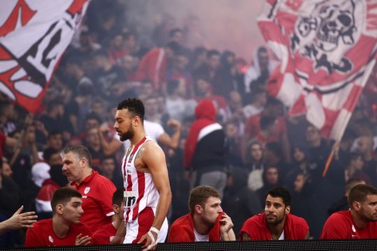 Επιστροφή Γκος, αναμονή για Σλούκα – Βεζένκοφ