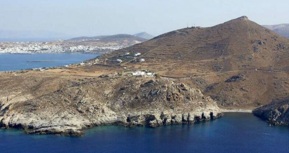 Πάρος: «Μπλόκο» από το ΣτΕ σε ξενοδοχείο-γίγαντα